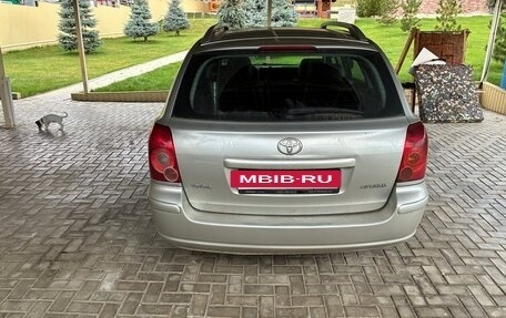 Toyota Avensis III рестайлинг, 2007 год, 870 000 рублей, 8 фотография