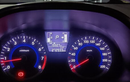 Hyundai Solaris II рестайлинг, 2016 год, 700 000 рублей, 14 фотография