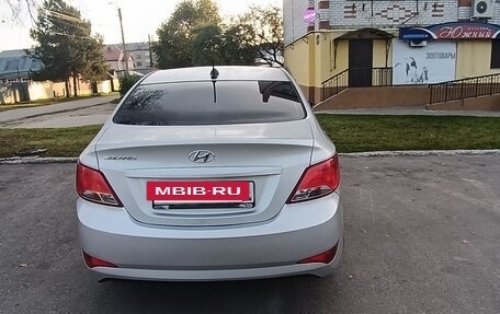 Hyundai Solaris II рестайлинг, 2016 год, 700 000 рублей, 6 фотография