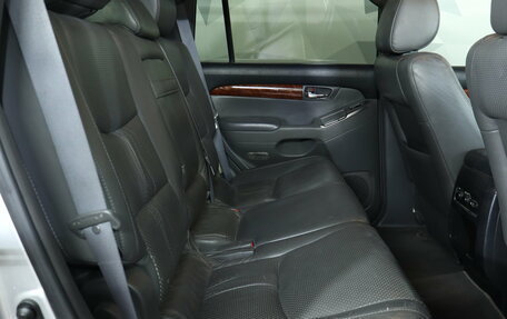 Toyota Land Cruiser Prado 120 рестайлинг, 2006 год, 1 542 000 рублей, 26 фотография