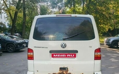 Volkswagen Transporter T5 рестайлинг, 2006 год, 840 000 рублей, 4 фотография