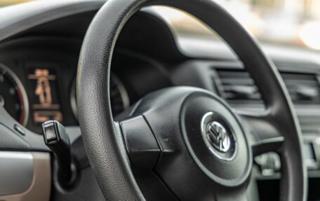 Volkswagen Jetta VI, 2013 год, 1 098 000 рублей, 23 фотография