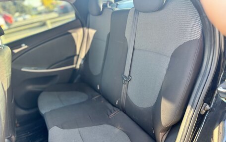 Hyundai Solaris II рестайлинг, 2012 год, 650 000 рублей, 17 фотография