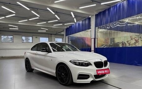 BMW 2 серия F22, 2018 год, 3 600 000 рублей, 3 фотография
