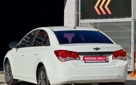 Chevrolet Cruze II, 2012 год, 649 999 рублей, 3 фотография