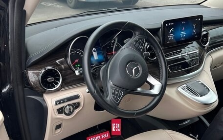 Mercedes-Benz V-Класс, 2022 год, 9 800 000 рублей, 5 фотография