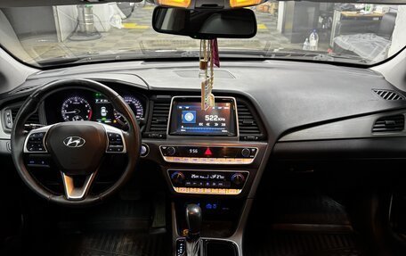 Hyundai Sonata VII, 2018 год, 1 050 000 рублей, 11 фотография