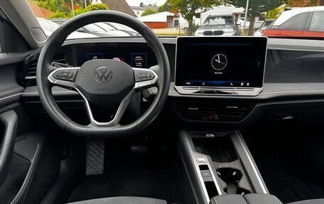 Volkswagen Passat, 2025 год, 4 580 000 рублей, 6 фотография
