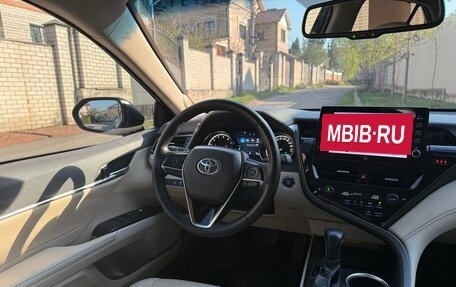 Toyota Camry, 2022 год, 3 200 000 рублей, 11 фотография