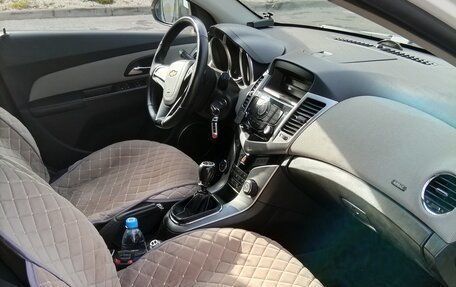 Chevrolet Cruze II, 2012 год, 580 000 рублей, 10 фотография