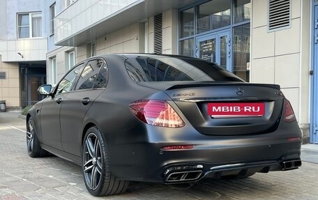 Mercedes-Benz E-Класс AMG, 2019 год, 7 989 000 рублей, 3 фотография