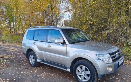 Mitsubishi Pajero IV, 2007 год, 1 159 000 рублей, 2 фотография