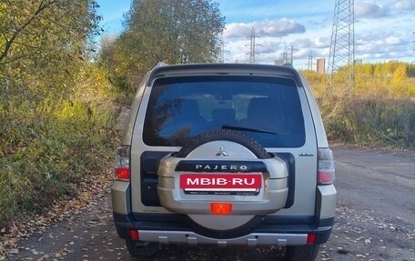 Mitsubishi Pajero IV, 2007 год, 1 159 000 рублей, 4 фотография