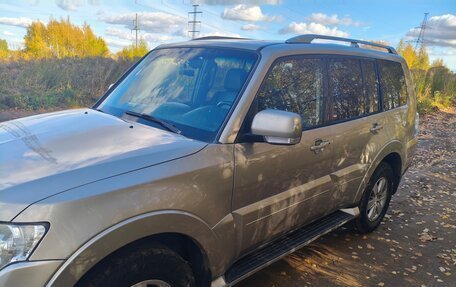 Mitsubishi Pajero IV, 2007 год, 1 159 000 рублей, 17 фотография