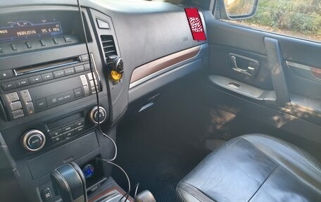 Mitsubishi Pajero IV, 2007 год, 1 159 000 рублей, 16 фотография