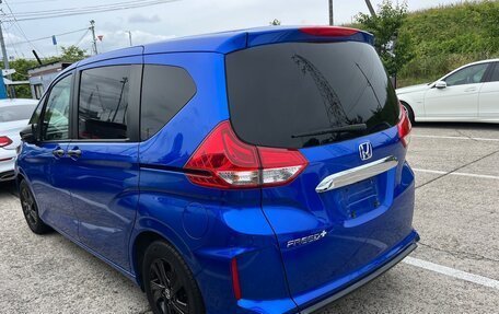 Honda Freed II, 2022 год, 1 990 000 рублей, 5 фотография