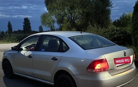 Volkswagen Polo VI (EU Market), 2012 год, 300 000 рублей, 2 фотография
