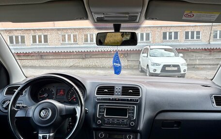 Volkswagen Polo VI (EU Market), 2013 год, 897 000 рублей, 13 фотография