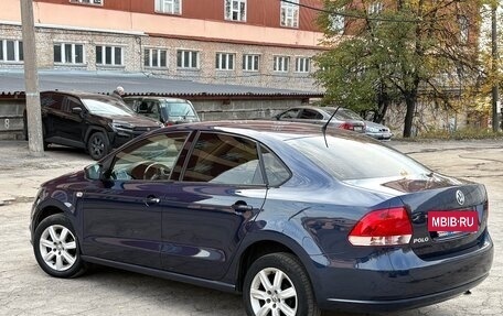 Volkswagen Polo VI (EU Market), 2013 год, 897 000 рублей, 5 фотография