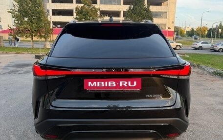 Lexus RX IV рестайлинг, 2023 год, 7 100 000 рублей, 5 фотография