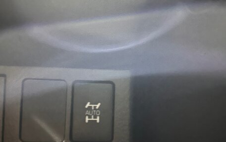 Toyota Wish II, 2013 год, 1 440 000 рублей, 14 фотография