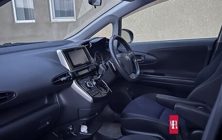 Toyota Wish II, 2013 год, 1 440 000 рублей, 13 фотография