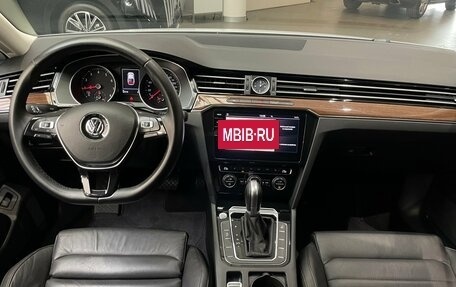 Volkswagen Passat B8 рестайлинг, 2018 год, 2 788 000 рублей, 13 фотография