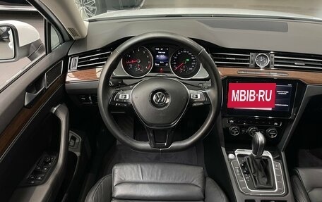 Volkswagen Passat B8 рестайлинг, 2018 год, 2 788 000 рублей, 14 фотография
