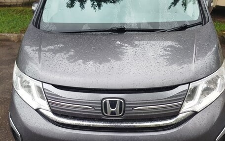 Honda Stepwgn IV, 2018 год, 1 900 000 рублей, 16 фотография