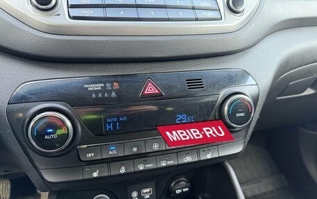 Hyundai Tucson III, 2017 год, 2 000 000 рублей, 24 фотография