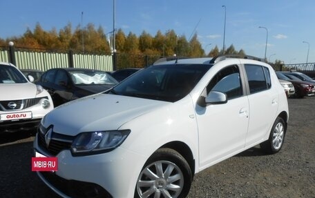 Renault Sandero II рестайлинг, 2015 год, 780 000 рублей, 3 фотография