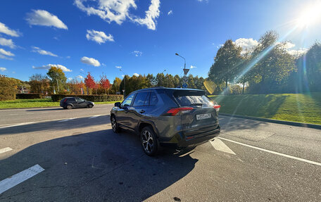 Toyota RAV4, 2022 год, 4 650 000 рублей, 7 фотография