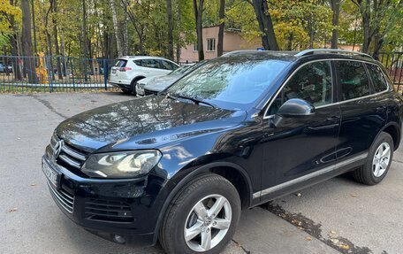 Volkswagen Touareg III, 2013 год, 1 850 000 рублей, 3 фотография