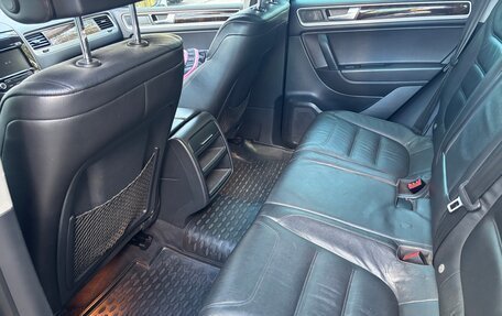 Volkswagen Touareg III, 2013 год, 1 850 000 рублей, 8 фотография