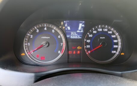 Hyundai Solaris II рестайлинг, 2012 год, 730 000 рублей, 7 фотография