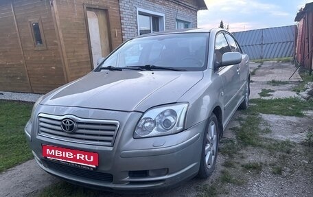 Toyota Avensis III рестайлинг, 2003 год, 399 000 рублей, 3 фотография