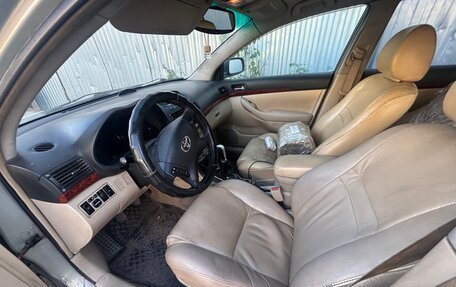 Toyota Avensis III рестайлинг, 2003 год, 399 000 рублей, 8 фотография