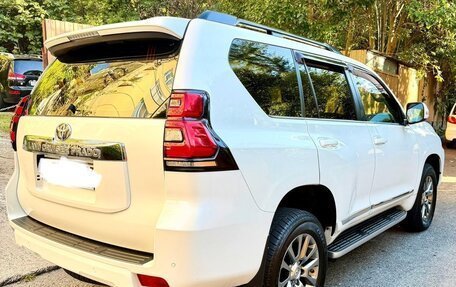Toyota Land Cruiser Prado 150 рестайлинг 2, 2018 год, 5 200 000 рублей, 10 фотография