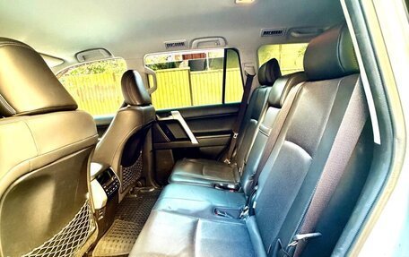 Toyota Land Cruiser Prado 150 рестайлинг 2, 2018 год, 5 200 000 рублей, 11 фотография