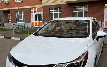 Chevrolet Cruze II, 2018 год, 1 000 000 рублей, 2 фотография