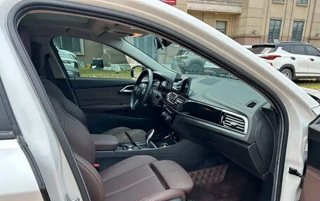 BMW 1 серия, 2023 год, 1 810 000 рублей, 14 фотография