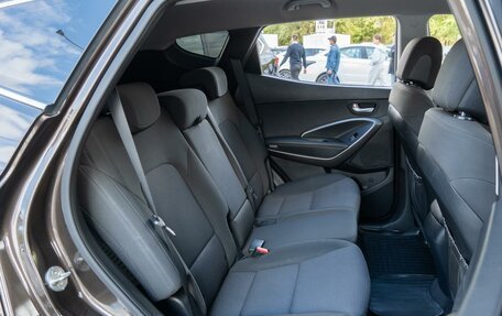 Hyundai Santa Fe III рестайлинг, 2017 год, 1 863 200 рублей, 10 фотография