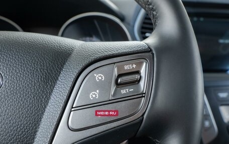 Hyundai Santa Fe III рестайлинг, 2017 год, 1 863 200 рублей, 18 фотография