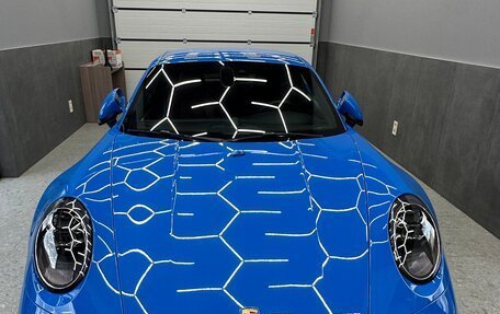 Porsche 911, 2021 год, 23 000 000 рублей, 3 фотография