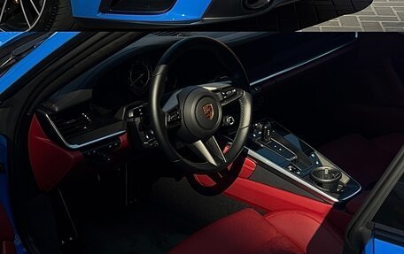 Porsche 911, 2021 год, 23 000 000 рублей, 11 фотография