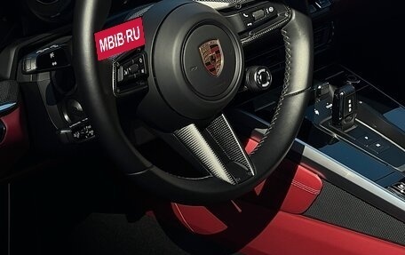 Porsche 911, 2021 год, 23 000 000 рублей, 10 фотография