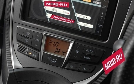 Toyota Ractis II, 2012 год, 989 000 рублей, 12 фотография