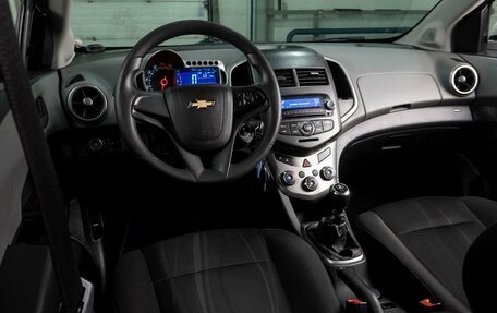 Chevrolet Aveo III, 2015 год, 577 000 рублей, 6 фотография