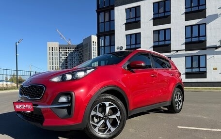 KIA Sportage IV рестайлинг, 2020 год, 2 150 000 рублей, 10 фотография
