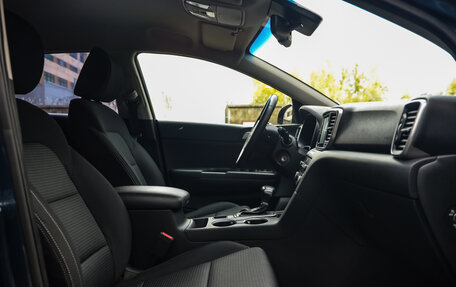 KIA Sportage IV рестайлинг, 2019 год, 2 349 777 рублей, 23 фотография